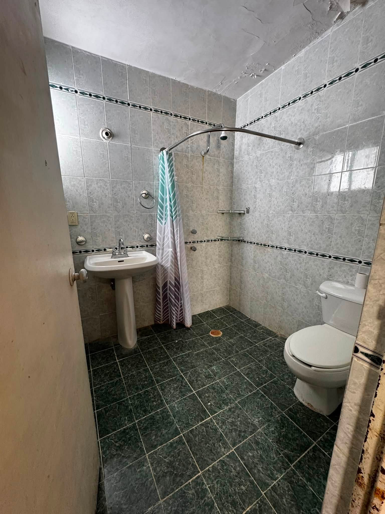 11 CASA EN VENTA EN COL. FOVISSSTE, GÓMEZ PALACIO!