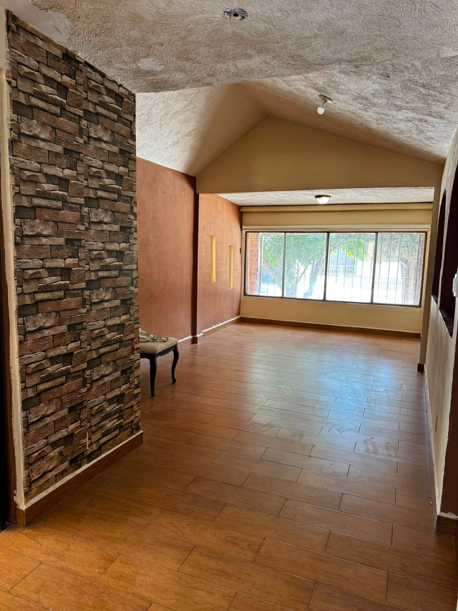 4 CASA EN VENTA EN COL. FOVISSSTE, GÓMEZ PALACIO!